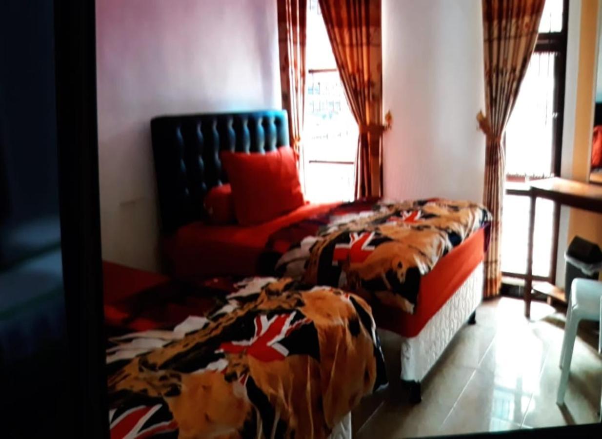Dannu'S Homestay & Ijen, Bromo, Meru Betiri Sukomade Tours 外南梦 外观 照片