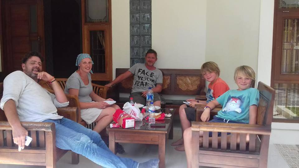 Dannu'S Homestay & Ijen, Bromo, Meru Betiri Sukomade Tours 外南梦 外观 照片